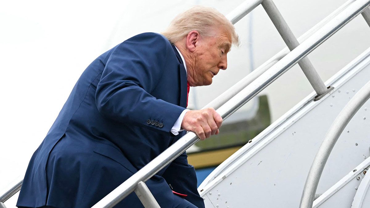 Trump Air Force One Stumble moment screenshot