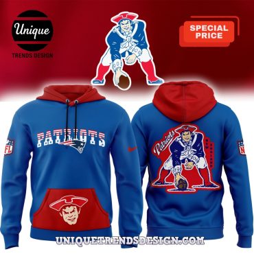 New England Patriots Black Throwback Rewind Club Hoodie