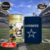 Dallas Cowboys Snoopy tumbler. Show your team pride with this premium NFL Snoopy tumbler.