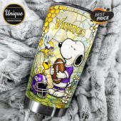 Minnesota Vikings Snoopy tumbler. Show your team pride with Snoopy! Perfect for hot & cold drinks. Officially licensed NFL.
