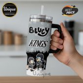Tumbler with Bluey Kings design; dogs playing ice hockey.!