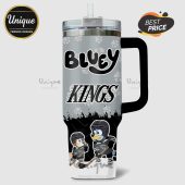 Gray tumbler with Bluey Kings hockey design. Features Bluey and Bingo characters in hockey gear.!