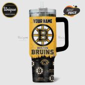 Tumbler featuring Boston Bruins logo, customizable name, and stick pattern.!