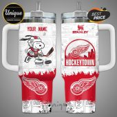 Personalized Detroit Red Wings Snoopy Hockeytown Stanley Tumbler. Show your love for the Red Wings and Snoopy!