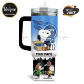 Personalized Tennessee Titans tumbler featuring Snoopy, Bud Light, and Peanuts characters playing football.!