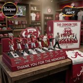 Crimson Tide figurine set: red, white. 125 Years. Text: THANK YOU FOR THE MEMORIES. Signatures: Tua Tagovailoa, Derrick Henry!