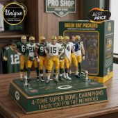 Green Bay Packers 3D collector figure set, green gold uniforms, Lombardi trophies, '4-TIME SUPER BOWL CHAMPIONS THANK YOU FOR THE MEMORIES'!