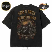 Black vintage-wash cotton t-shirt featuring a Guns N' Roses and Harley-Davidson graphic with a motorcycle and skull.!
