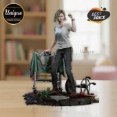 Heather Mason Silent Hill resin statue holding a handgun and flashlight standing on a bloody debris base.!