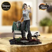 Heather Mason Silent Hill resin statue standing on a debris base with a bloody hospital cart, handgun, and severed limb.!